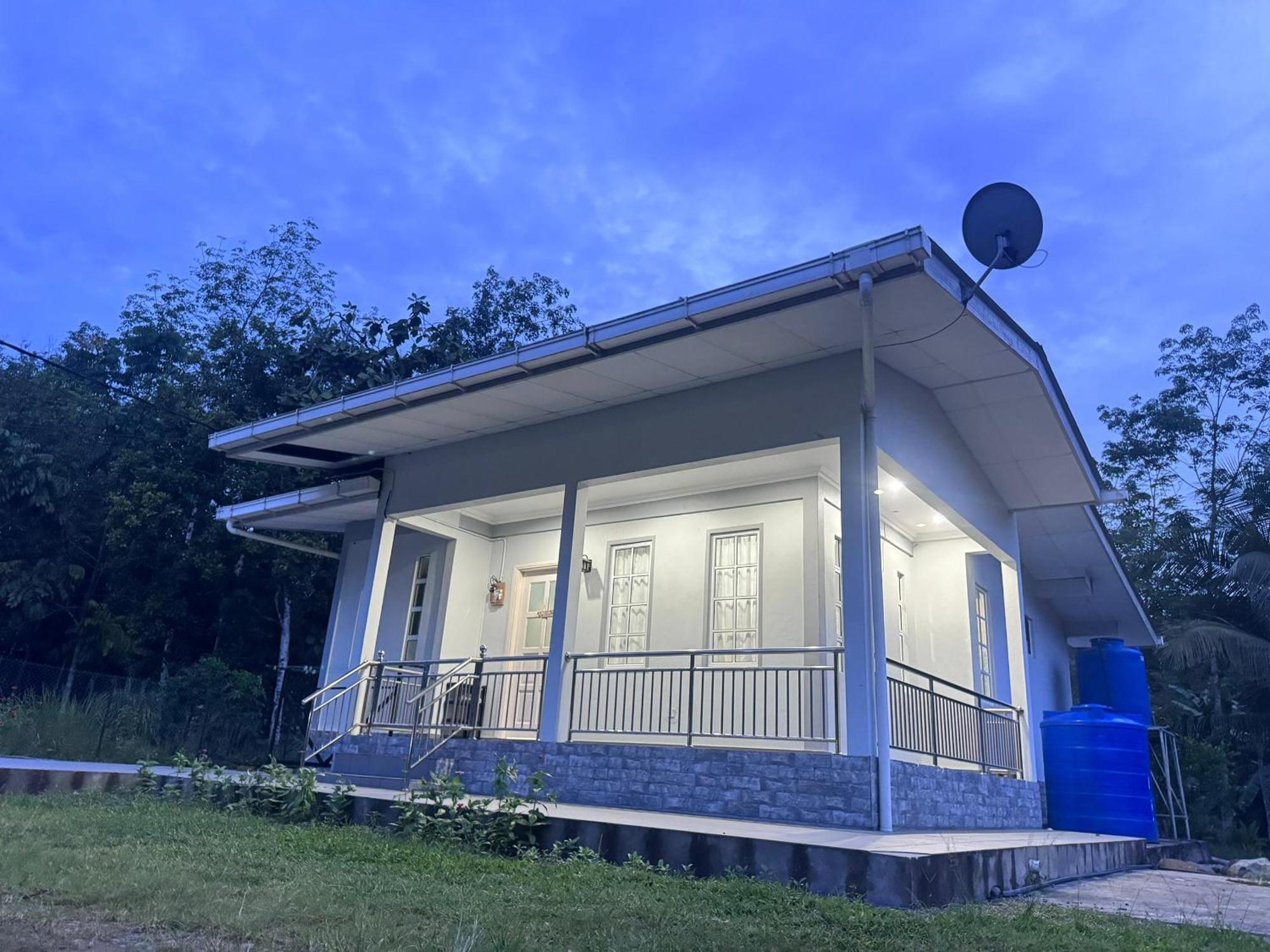 Grace Guesthouse Kota Belud Екстериор снимка