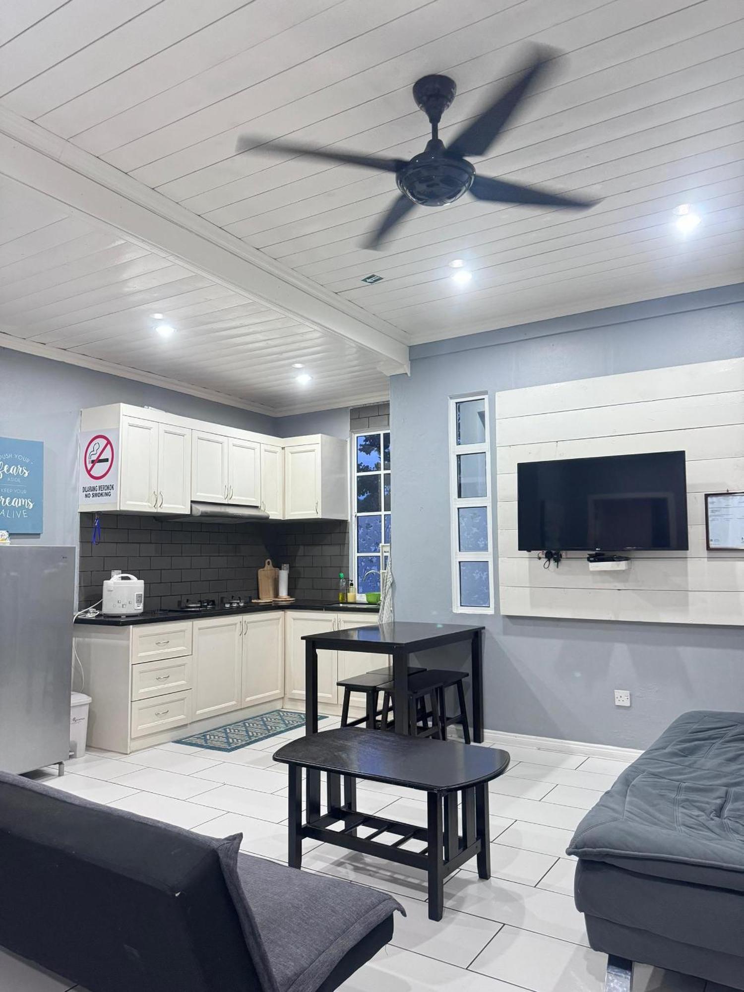 Grace Guesthouse Kota Belud Екстериор снимка
